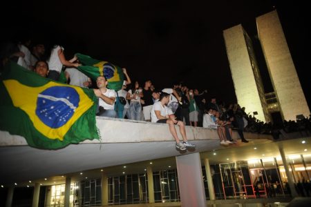 Walking and protesting in Brasília